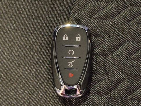 Used 2024 Chevrolet Equinox LT FWD image 32