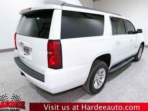 Used 2018 Chevrolet Suburban LT image 5