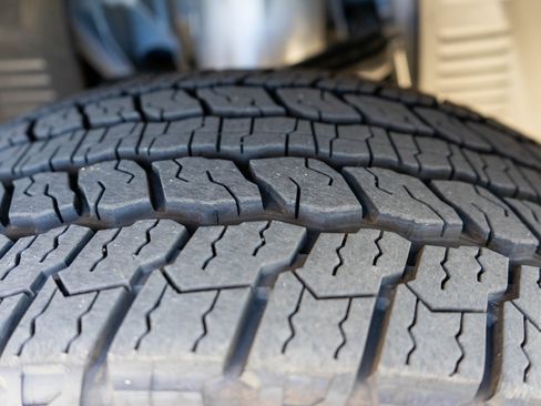 New 2025 GMC Hummer EV 3X w/ LPO, Dark Essentials Package image 41