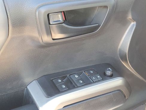 Used 2022 Toyota Tacoma SR5 image 44
