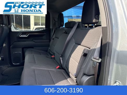 Used 2024 GMC Sierra 1500 Elevation image 12