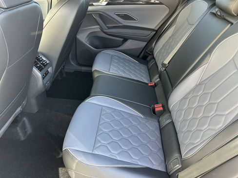 New 2026 Volkswagen Tiguan SEL R-Line AWD/4WD image 13