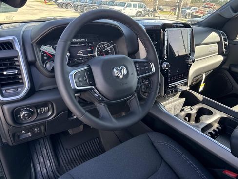 New 2026 RAM 1500 Big Horn AWD/4WD image 17
