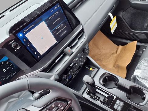 New 2026 Subaru Outback Touring image 6