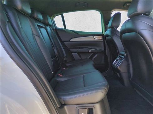 Used 2024 Maserati Grecale GT image 20