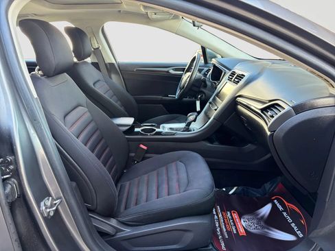 Used 2013 Ford Fusion SE FWD image 20