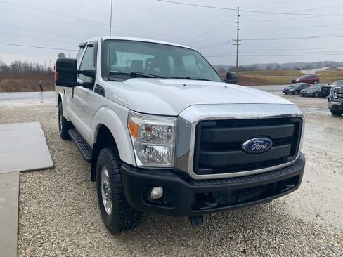 Used 2016 Ford F250 XL w/ Power Equipment Group image 3