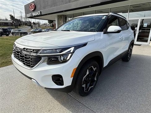 Used 2024 Kia Seltos EX image 23