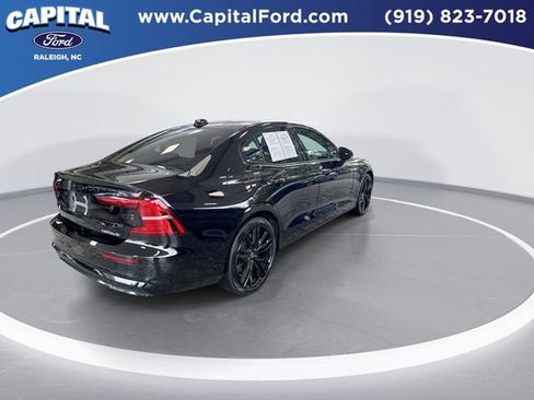 Used 2024 Volvo S60 B5 Plus w/ Climate Package AWD/4WD image 8