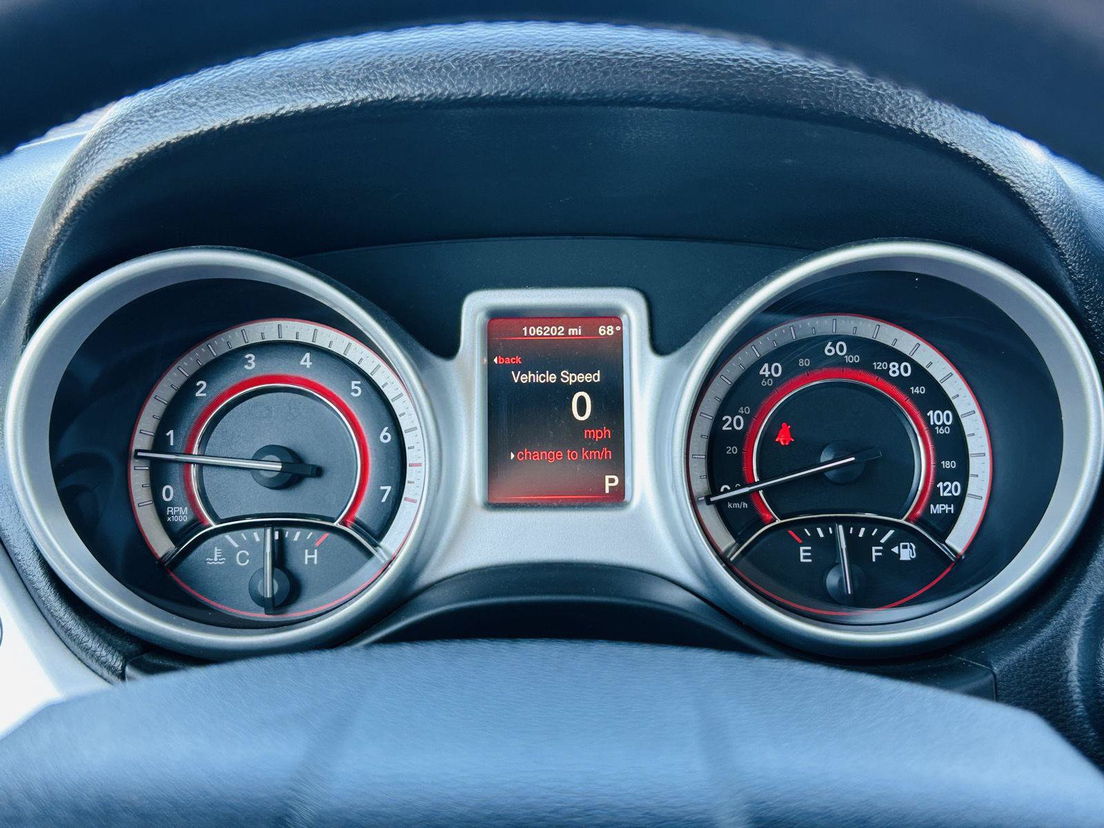 Used 2018 Dodge Journey SE w/ Connectivity Group FWD image 12
