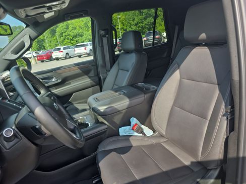 Used 2023 Chevrolet Tahoe Z71 w/ Max Trailering Package AWD/4WD image 14