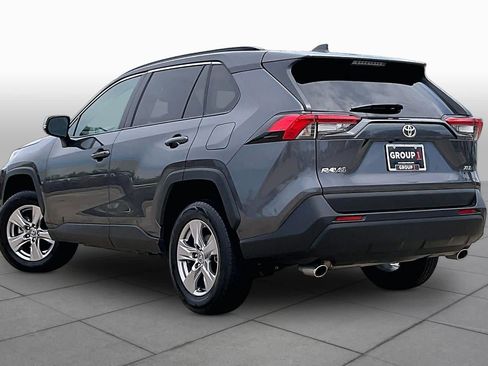 Used 2025 Toyota RAV4 XLE FWD image 12