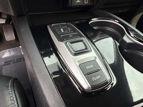 Used 2019 Honda Pilot Touring image 39
