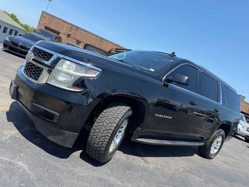 Used 2020 Chevrolet Suburban LT AWD/4WD image 55