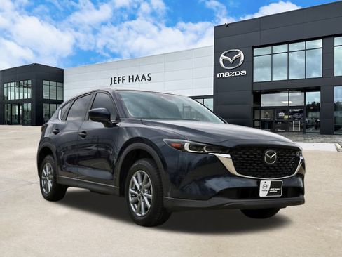 Used 2023 MAZDA CX-5 AWD 2.5 S w/ Select Package image 4
