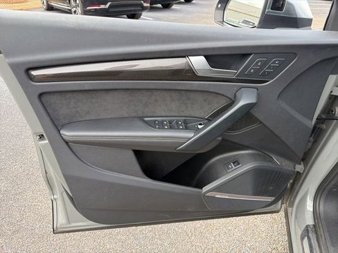 Used 2020 Audi SQ5 Premium Plus w/ Premium Plus Package image 17