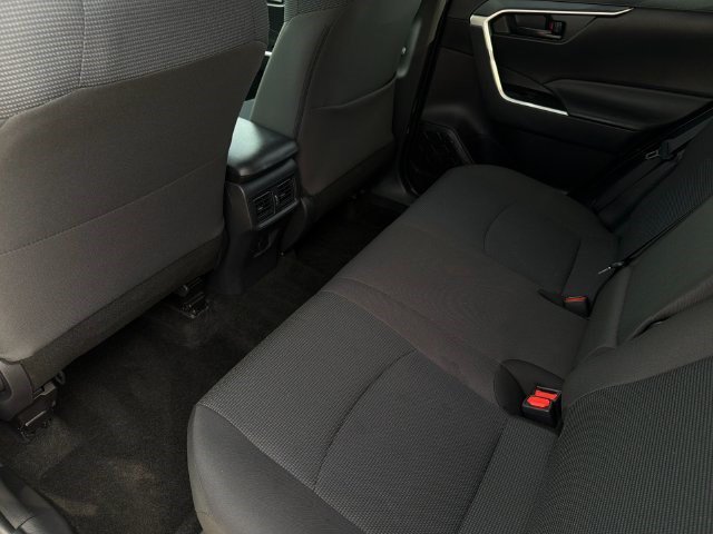 Certified 2025 Toyota RAV4 LE AWD/4WD image 10