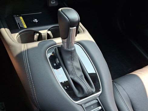 Certified 2024 Honda HR-V EX-L image 14