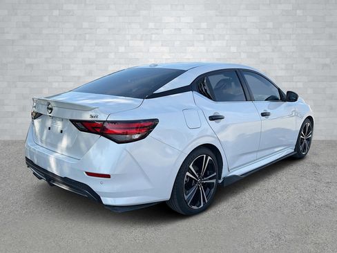 Used 2021 Nissan Sentra SR image 4