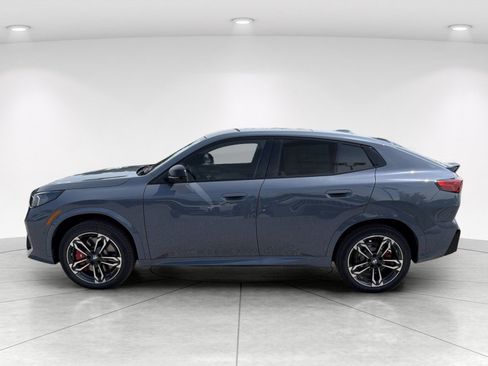 New 2026 BMW X2 xDrive28i w/ Technology Package AWD/4WD image 7