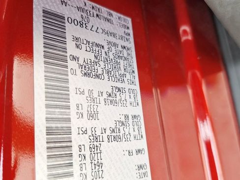 Used 2025 Nissan Rogue SV image 31