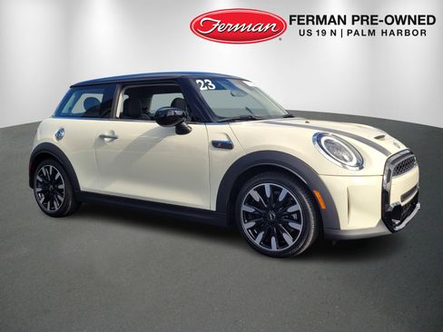 Used 2023 MINI Cooper S image 1