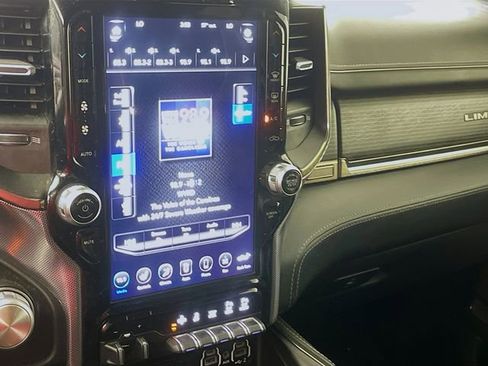 Used 2019 RAM 1500 Limited AWD/4WD image 16