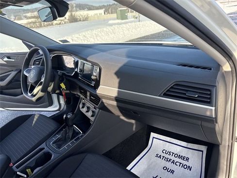 Used 2023 Volkswagen Jetta S image 30