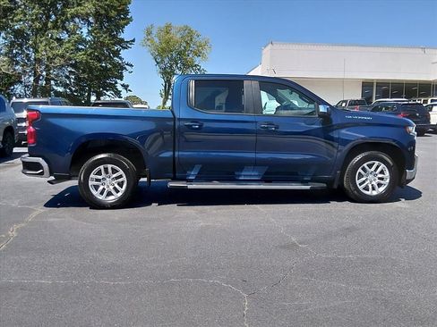 Used 2021 Chevrolet Silverado 1500 LT RWD image 3