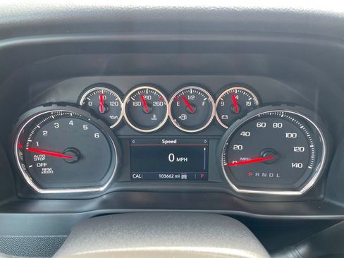 Used 2019 Chevrolet Silverado 1500 LT Trail Boss AWD/4WD image 14