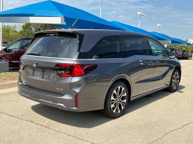New 2027 Honda Odyssey Elite image 3
