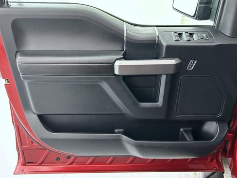 Used 2019 Ford F150 XLT w/ Equipment Group 302A Luxury image 9