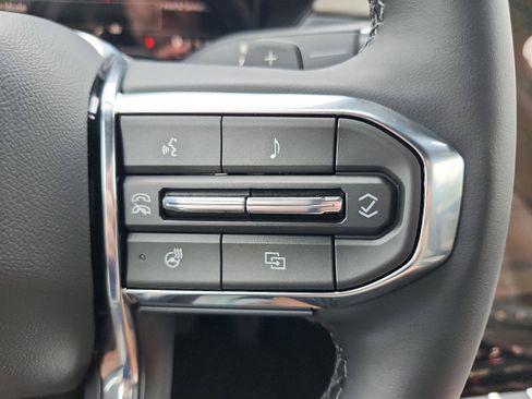 New 2026 GMC Acadia Elevation w/ Elevation Premium Package FWD image 21
