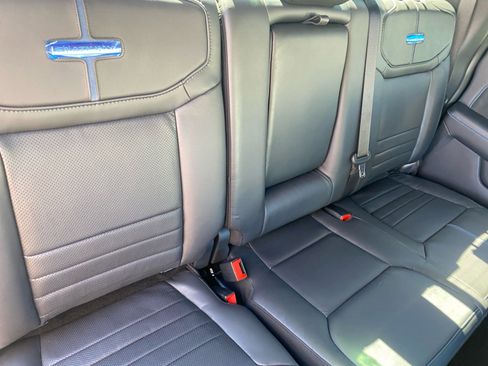 New 2025 Ford F150 Platinum w/ Equipment Group 702A High image 18