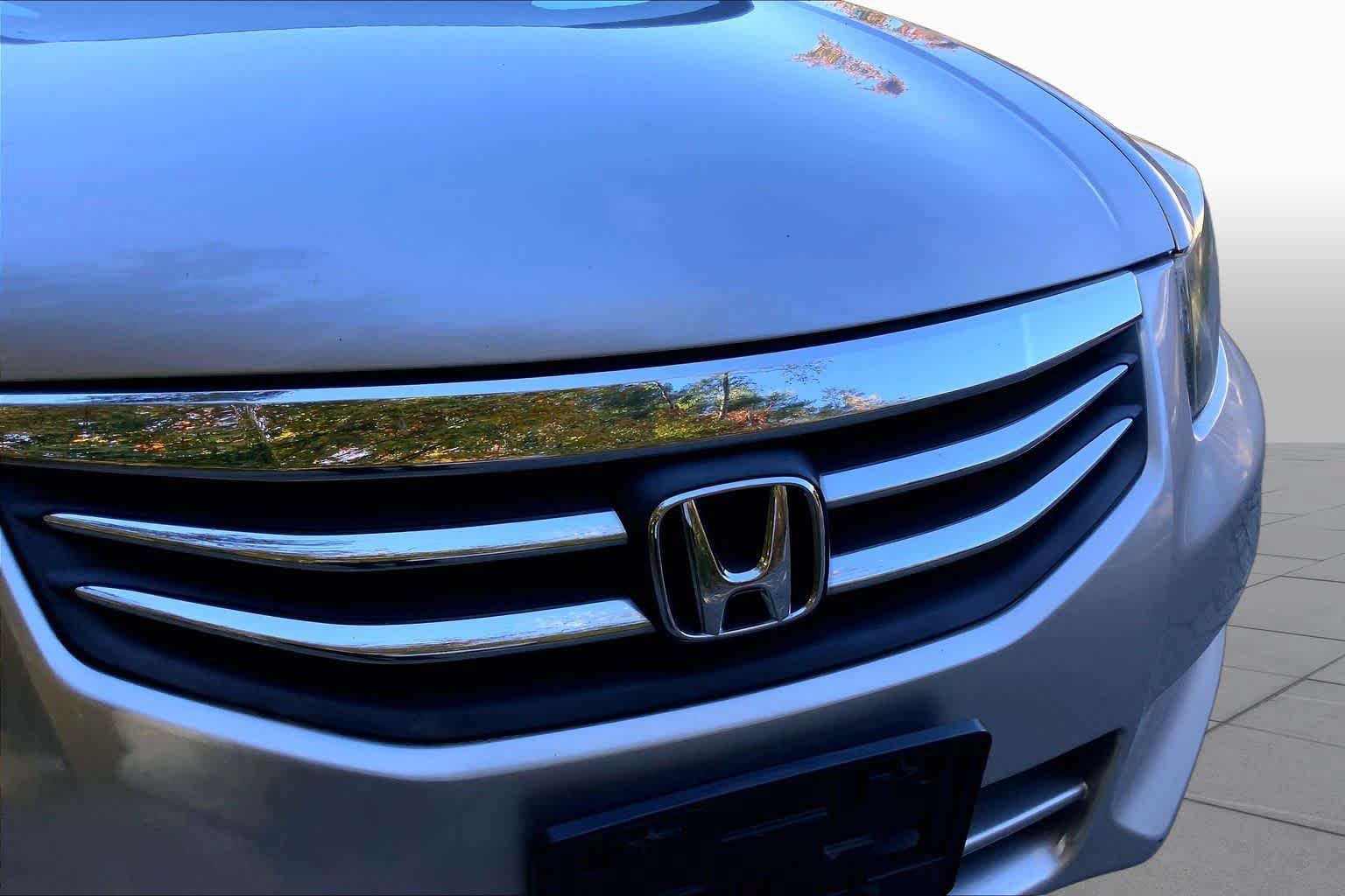 Used 2011 Honda Accord LX-P image 30
