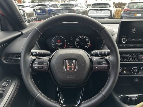 Used 2025 Honda HR-V Sport image 27