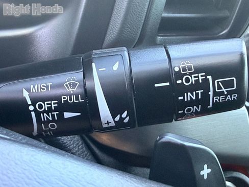 Used 2024 Honda Odyssey Sport image 30