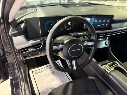Used 2025 Hyundai Sonata SEL FWD image 32