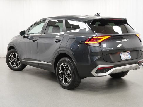 Used 2023 Kia Sportage LX AWD/4WD image 5