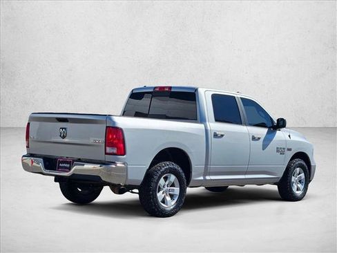 Used 2019 RAM 1500 Classic SLT AWD/4WD image 5