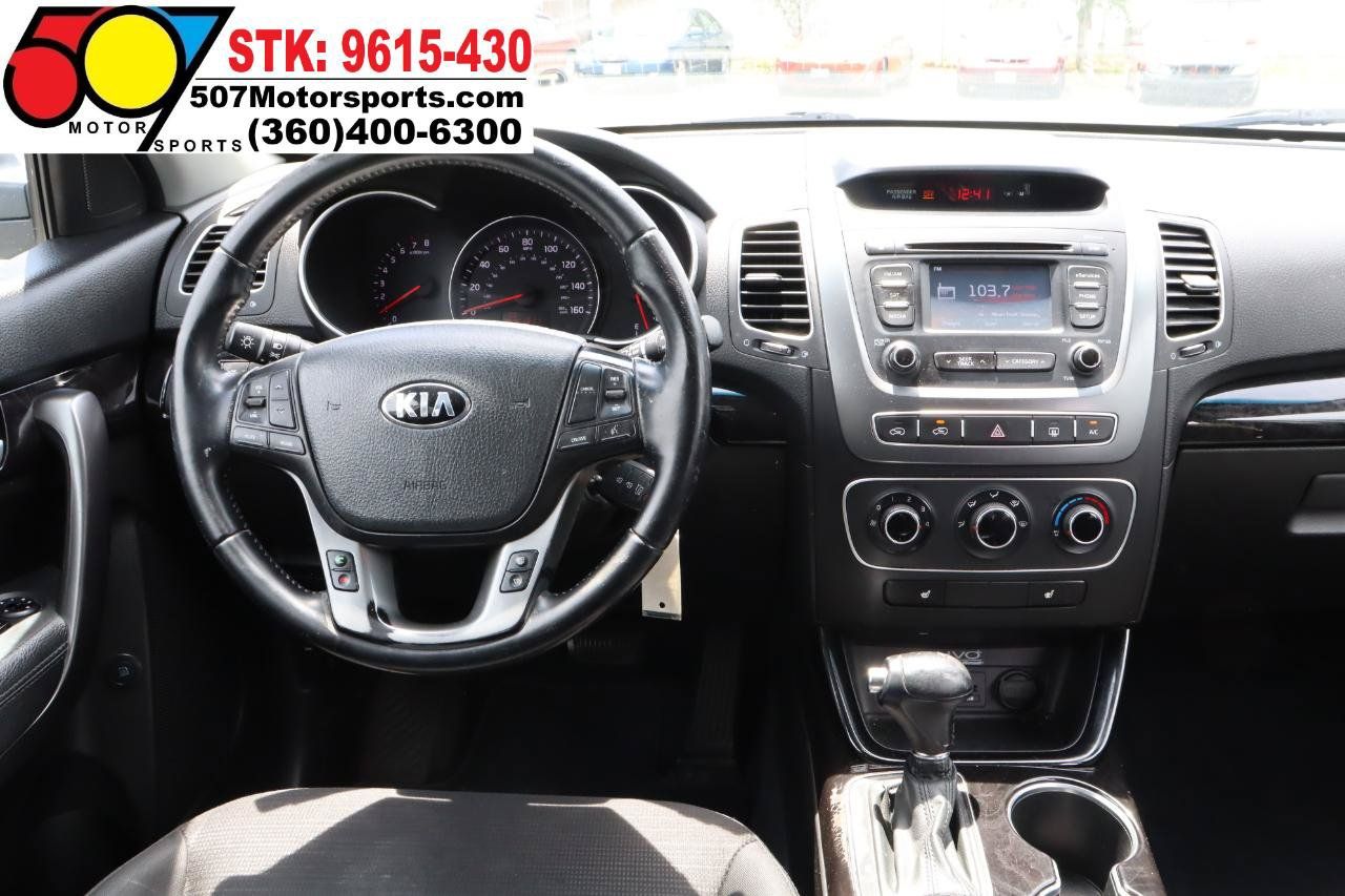 Used 2015 Kia Sorento LX AWD/4WD image 15