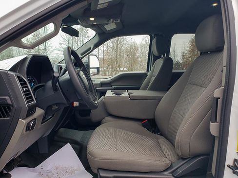 Used 2022 Ford F250 XLT w/ XLT Premium Package image 11