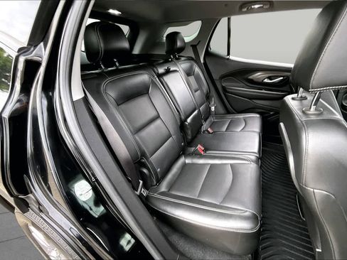 Used 2023 GMC Terrain SLT FWD image 19
