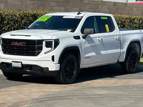 Used 2023 GMC Sierra 1500 Elevation image 8