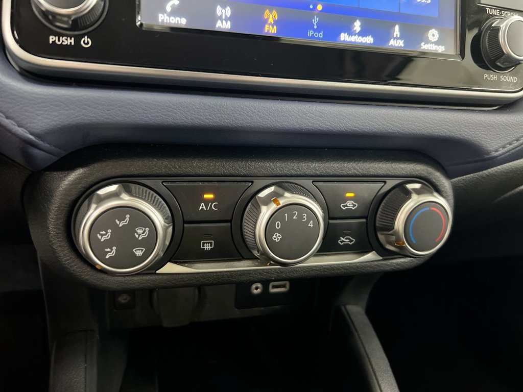Used 2024 Nissan Versa SV FWD image 16