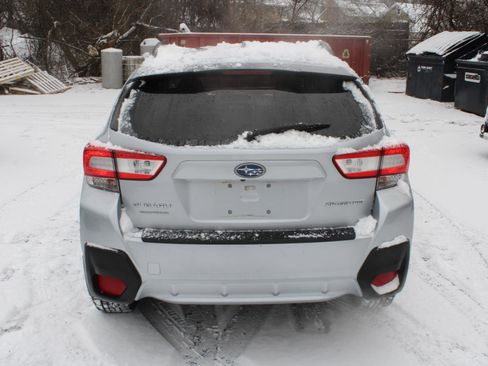 Used 2019 Subaru Crosstrek 2.0i Premium image 6