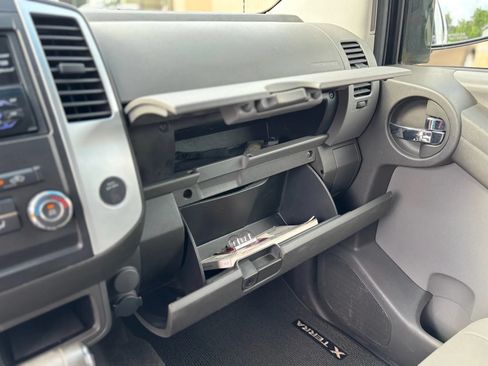 Used 2011 Nissan Xterra S AWD/4WD image 19