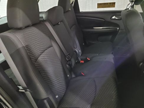 Used 2018 Dodge Journey SE image 45