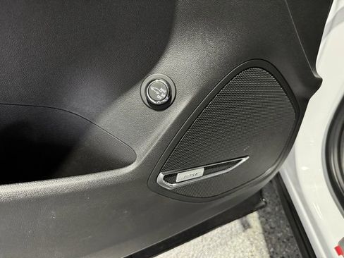 New 2025 Buick Envision Sport Touring image 8