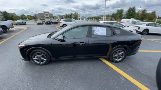 Used 2025 Kia K4 FWD image 7